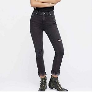 Free people frayed edge black skinny jeans size 29